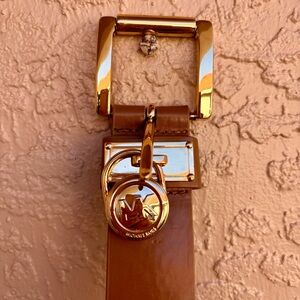 Michael by Michael Kors synthetic leather belt- Glove Ladies Size Medium.